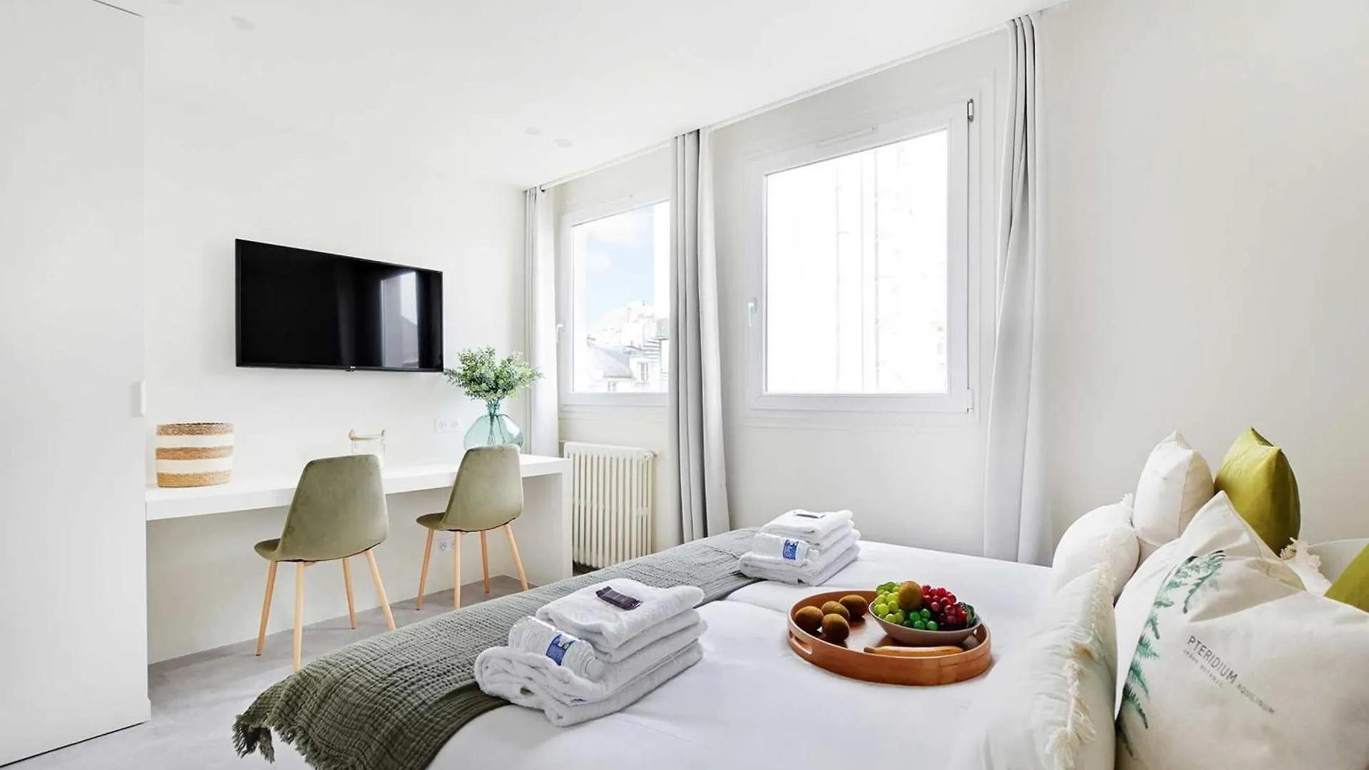 Apartment Residence Champs Elysees - Ponthieu Paris France