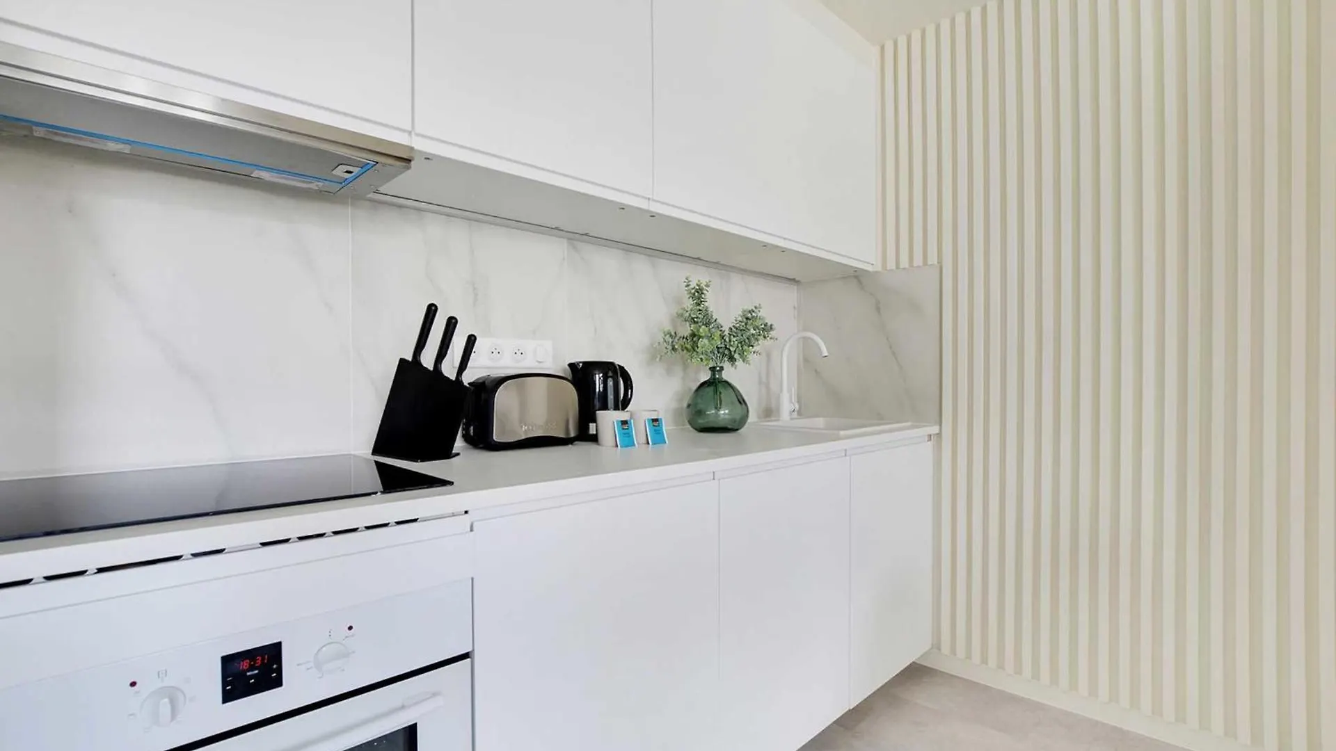 Apartment Residence Champs Elysees - Ponthieu Paris
